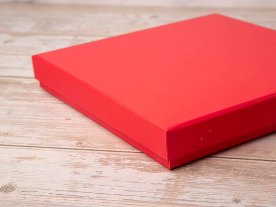 Подарочная коробка для фотокниги 21х21, красная, фото 3