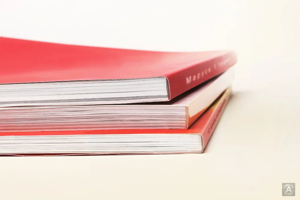 Высокая прочность книги в журнальном переплете